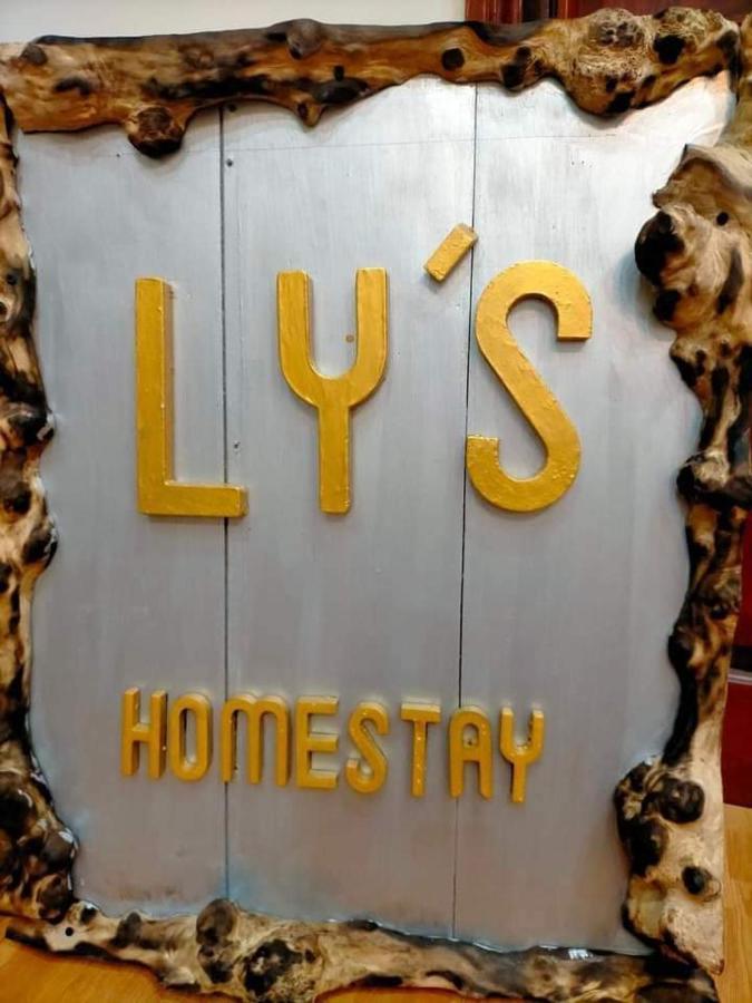 Ly'S Homestay Gia Nghĩa Esterno foto