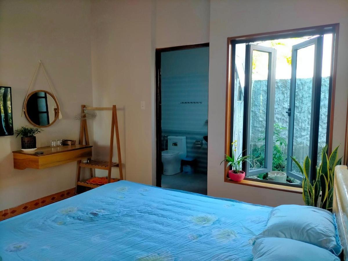 Ly'S Homestay Gia Nghĩa Esterno foto