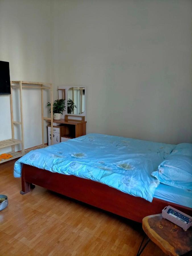 Ly'S Homestay Gia Nghĩa Esterno foto